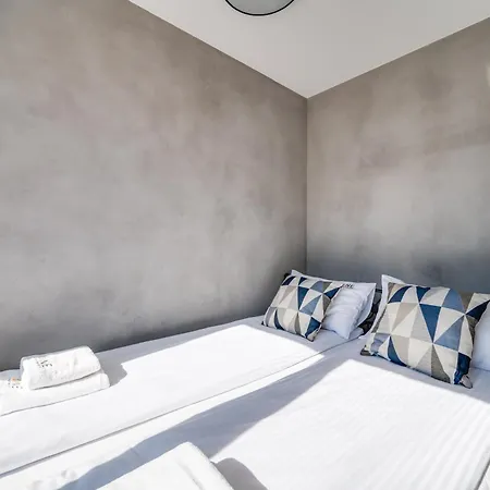 Carbon By Oneapartments