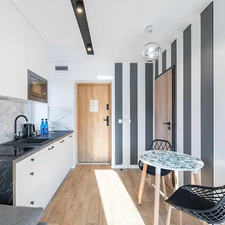 Апартаменти Carbon By Oneapartments Сопот
